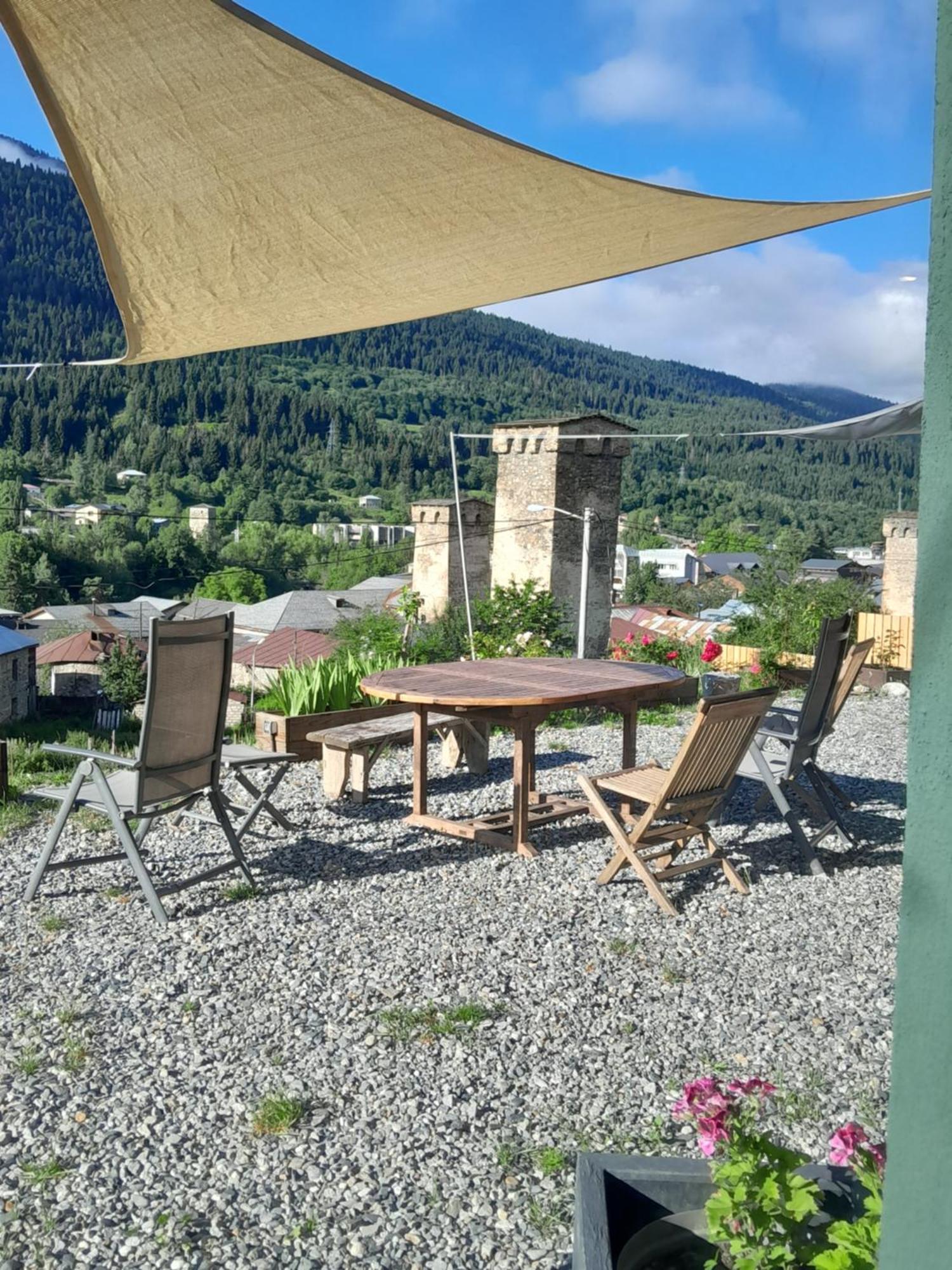 Hotel Lamish Местія Екстер'єр фото